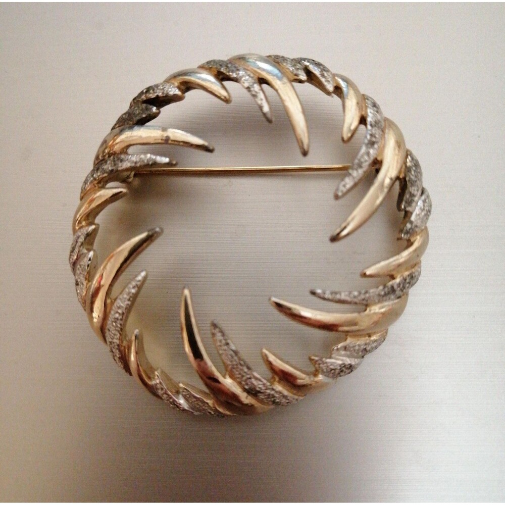 Vintage Sarah Coventry Fire N Ice Silver Gold Modern Abstract